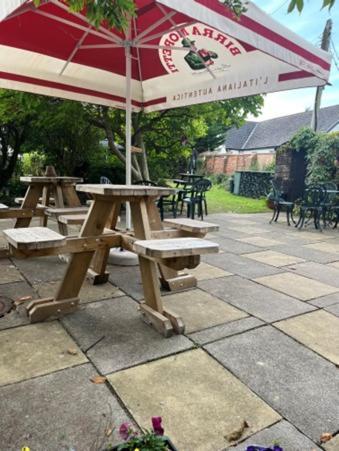 Thorverton Arms Eksteriør billede